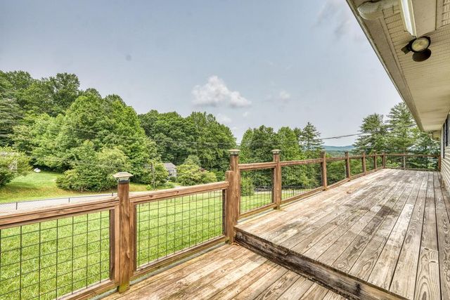 497 Hidden Lake Road, Blairsville, GA 30512