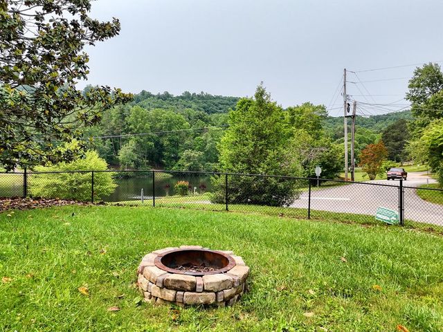 497 Hidden Lake Road, Blairsville, GA 30512