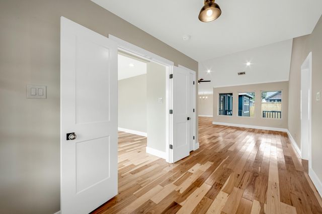 403 Moody Street, Houston, TX 77009