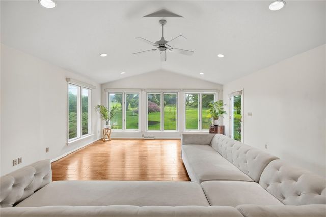 419 Large Drive, Indiana Twp, PA 15024
