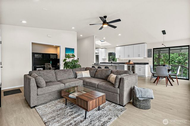 30063 232nd Place SE, Black Diamond, WA 98010