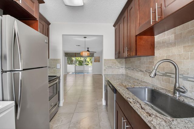 13740 Vía Flora C, Delray Beach, FL 33484