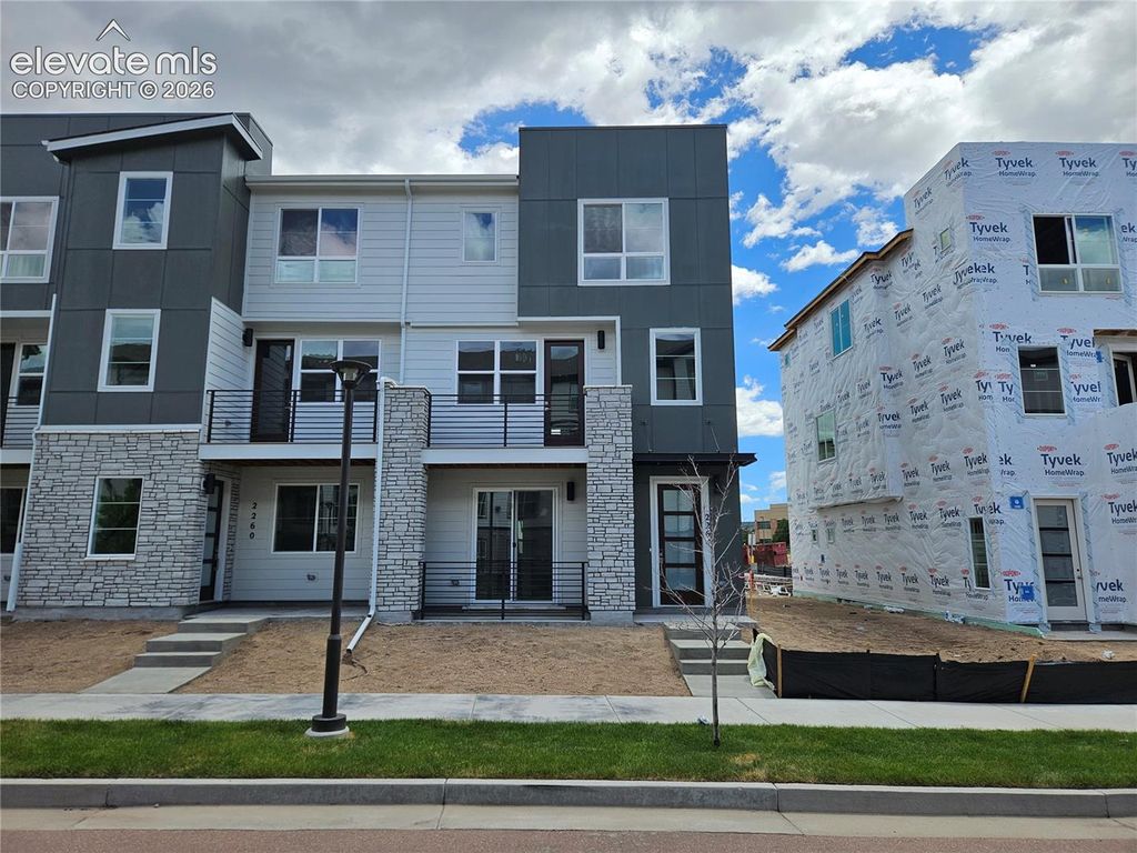 2264 Peridot Loop Heights, Colorado Springs, CO 80908