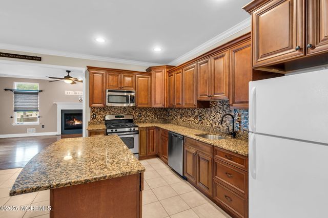 12 Sanford Street, Manalapan, NJ 07726