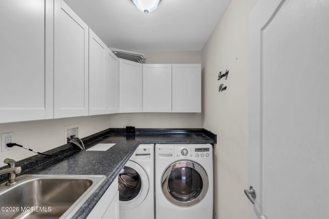 12 Sanford Street, Manalapan, NJ 07726