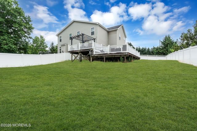 12 Sanford Street, Manalapan, NJ 07726