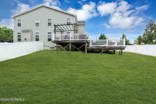 12 Sanford Street, Manalapan, NJ 07726