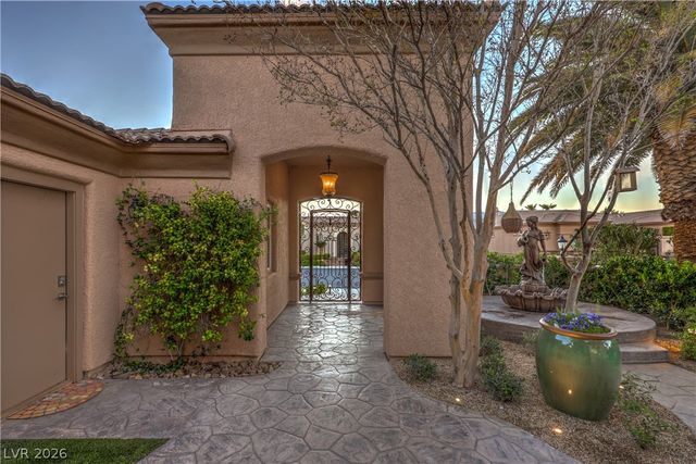 4740 Riva De Romanza Street, Las Vegas, NV 89135