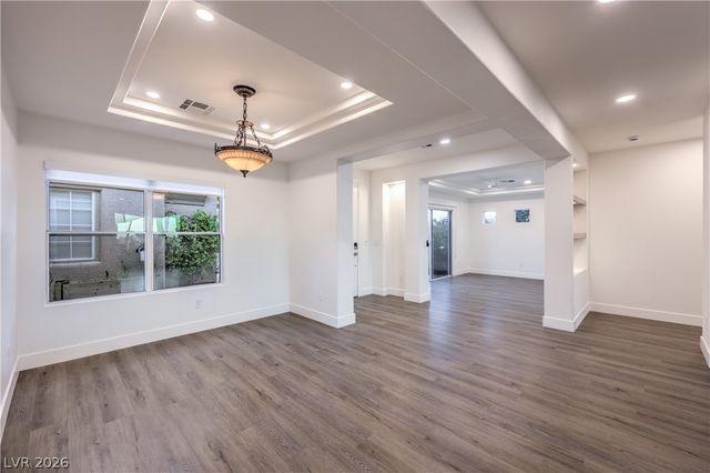 4740 Riva De Romanza Street, Las Vegas, NV 89135