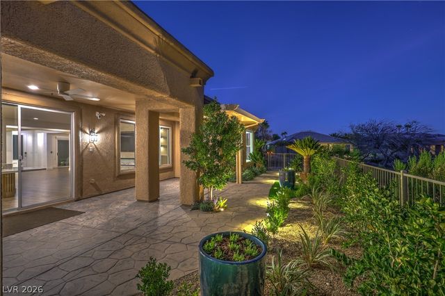 4740 Riva De Romanza Street, Las Vegas, NV 89135