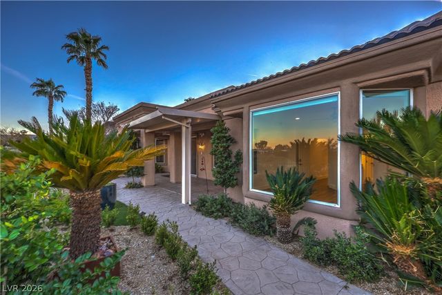 4740 Riva De Romanza Street, Las Vegas, NV 89135