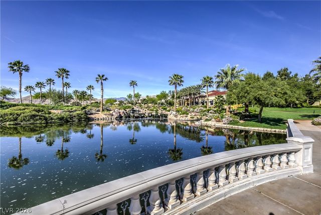 4740 Riva De Romanza Street, Las Vegas, NV 89135