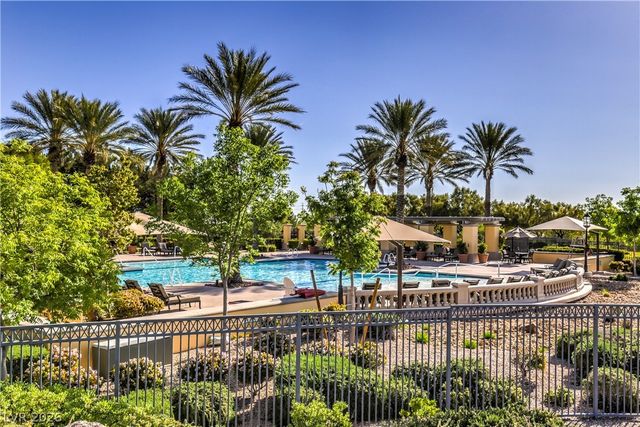 4740 Riva De Romanza Street, Las Vegas, NV 89135