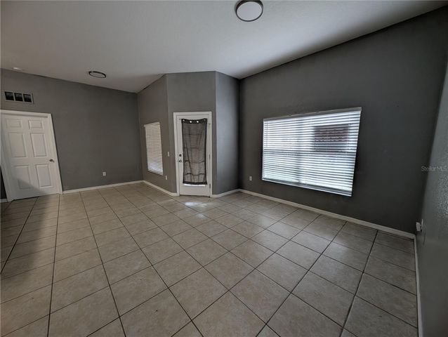 970 N SPRING GARDENS AVENUE 214, Deland, FL 32724