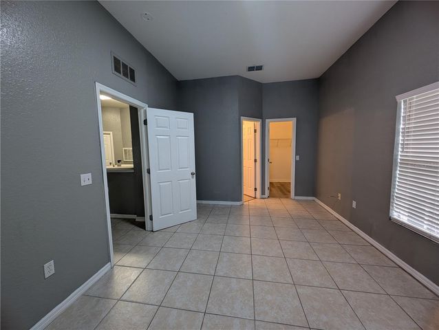 970 N SPRING GARDENS AVENUE 214, Deland, FL 32724