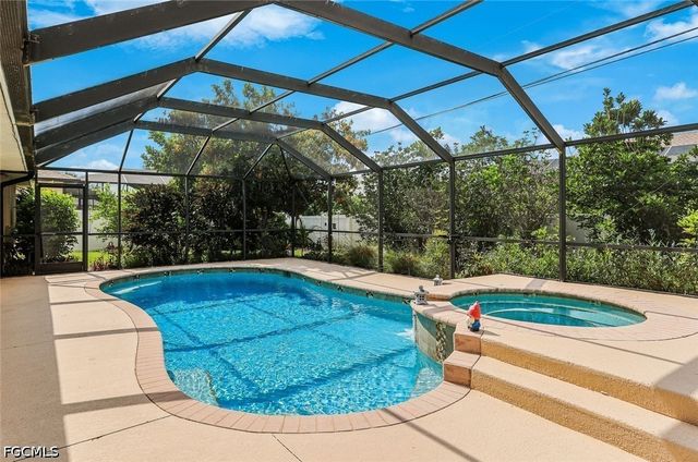 1820 SW 51st ST, Cape Coral, FL 33914