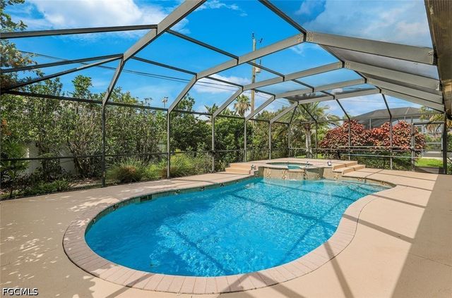 1820 SW 51st ST, Cape Coral, FL 33914