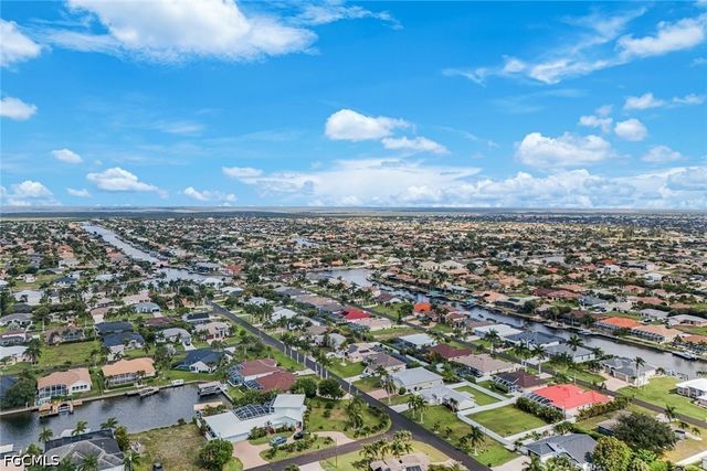 1820 SW 51st ST, Cape Coral, FL 33914