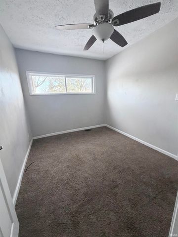 1190 Cottage Avenue, Middletown, IN 47356