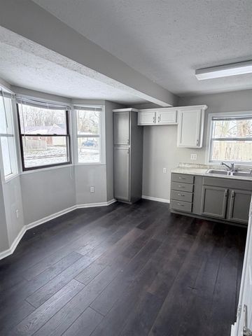 1190 Cottage Avenue, Middletown, IN 47356