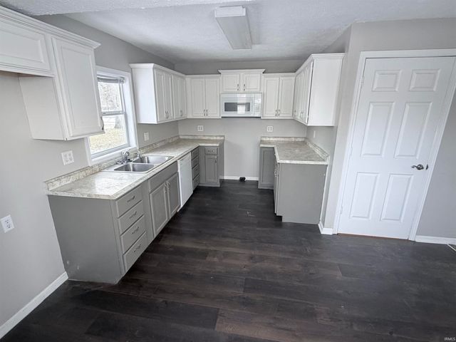 1190 Cottage Avenue, Middletown, IN 47356