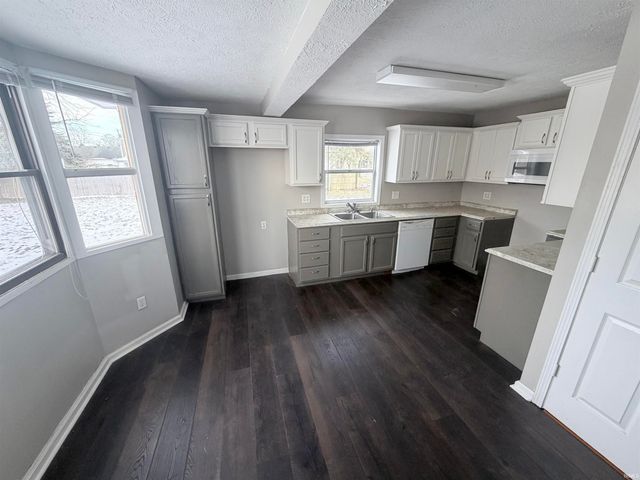 1190 Cottage Avenue, Middletown, IN 47356