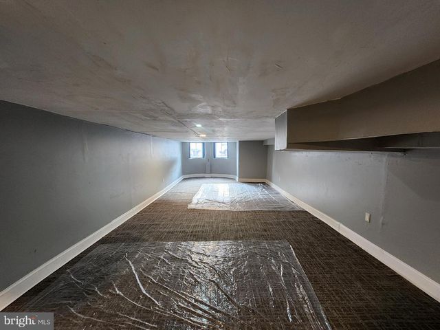 812 N MONROE ST, Baltimore, MD 21217