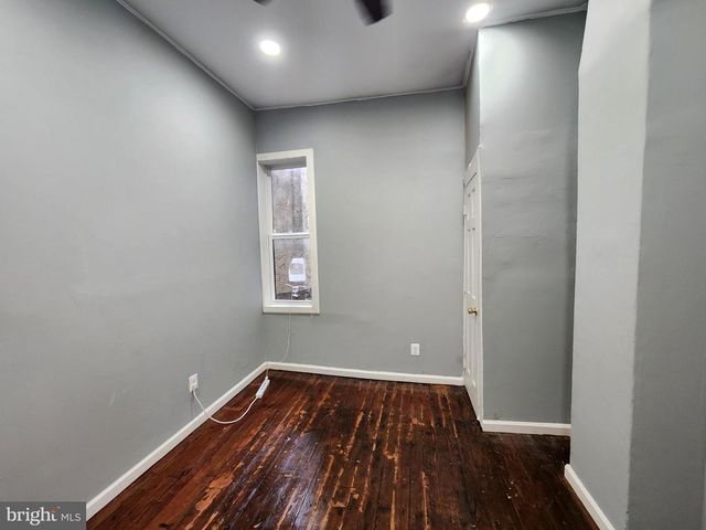 812 N MONROE ST, Baltimore, MD 21217
