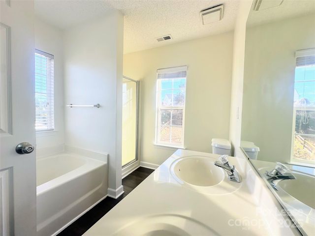 3749 Dashiel Drive, Charlotte, NC 28262