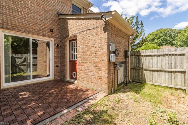 301 Advocate Ct Unit B, Newport News, VA 23608