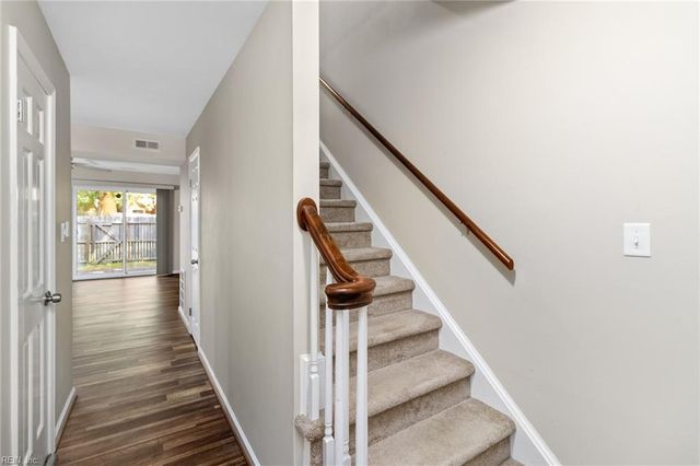 301 Advocate Ct Unit B, Newport News, VA 23608