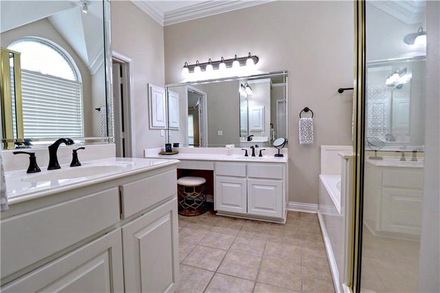 5408 Redbud Street, Rogers, AR 72758