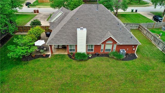 5408 Redbud Street, Rogers, AR 72758