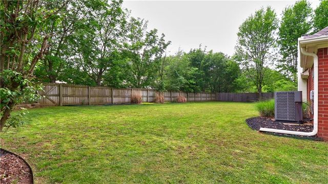 5408 Redbud Street, Rogers, AR 72758