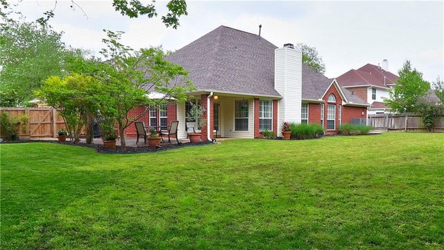 5408 Redbud Street, Rogers, AR 72758