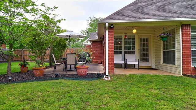 5408 Redbud Street, Rogers, AR 72758