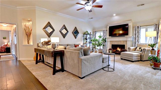 5408 Redbud Street, Rogers, AR 72758
