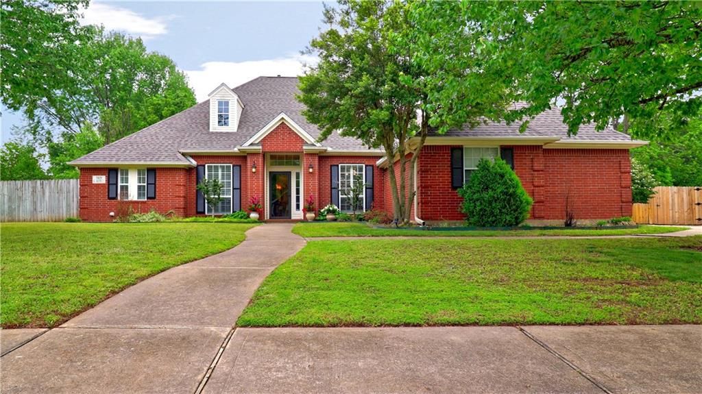 5408 Redbud Street, Rogers, AR 72758
