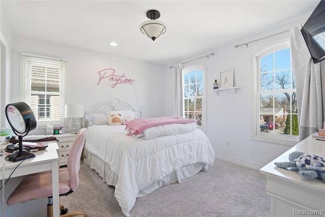 339 N Alice Avenue, Rochester, MI 48307