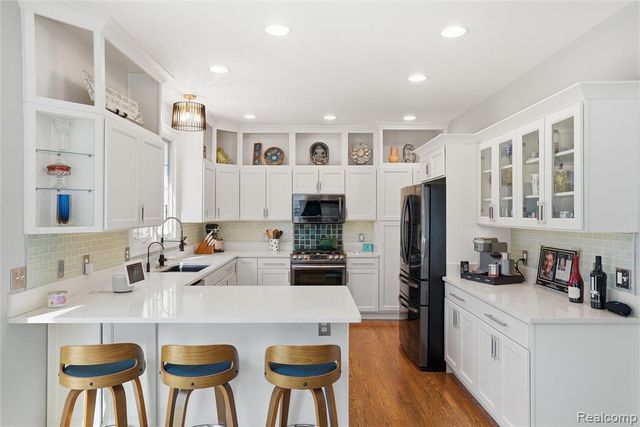 339 N Alice Avenue, Rochester, MI 48307