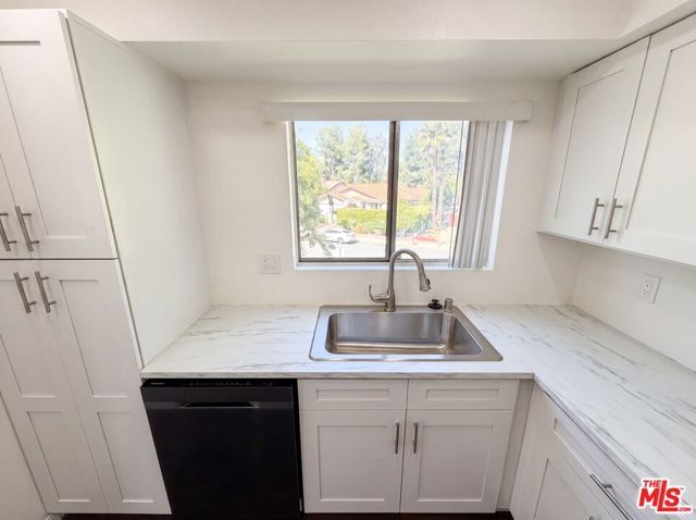 1100 Cleghorn Drive E, Diamond Bar, CA 91765