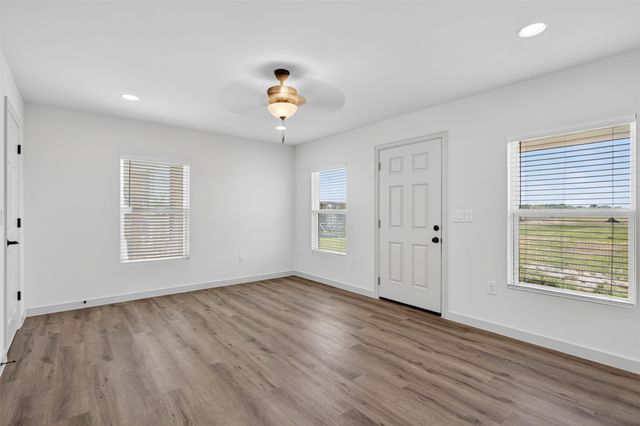 7797 Fm 3094, Scurry, TX 75158