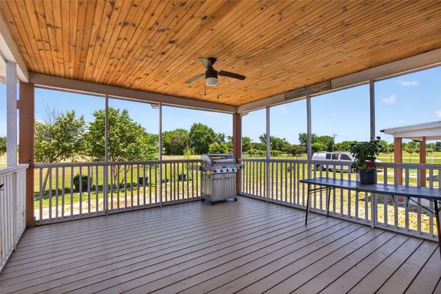 7797 Fm 3094, Scurry, TX 75158