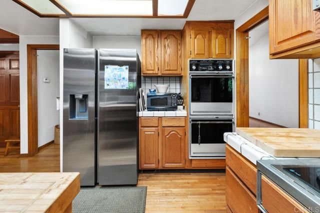 2362 Lone Oak Lane, Vista, CA 92084