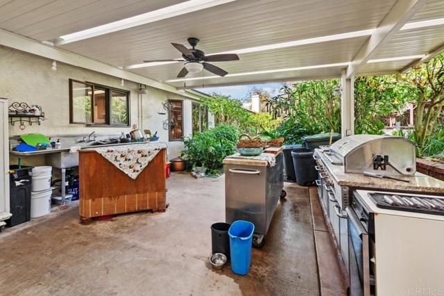 2362 Lone Oak Lane, Vista, CA 92084