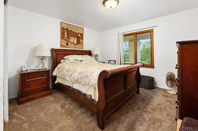 2362 Lone Oak Lane, Vista, CA 92084