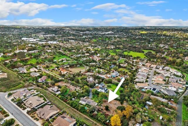 2362 Lone Oak Lane, Vista, CA 92084