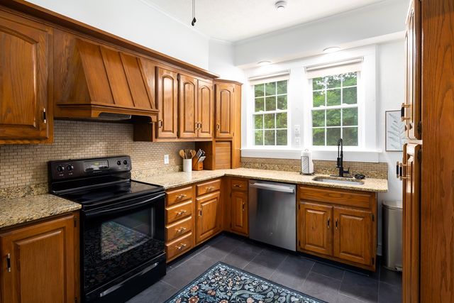 3853 E Britt David Road, Columbus, GA 31909