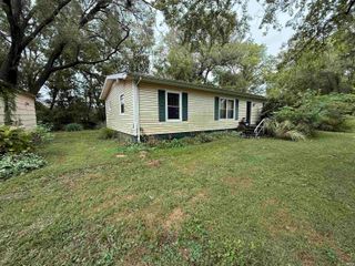 1801 S 69 Highway, Mount Vernon, IN 47620