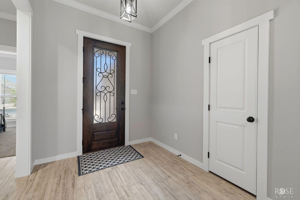 Image 7 of property listing at 4041 Caroline Lane, San Angelo, TX 76904